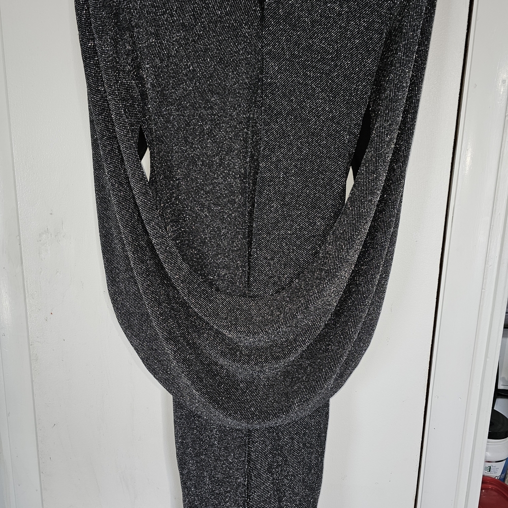 NWT Size 8Betsy & Adam Glittering Black Midi Dress Elegant And Sexy - Picture 3 of 9